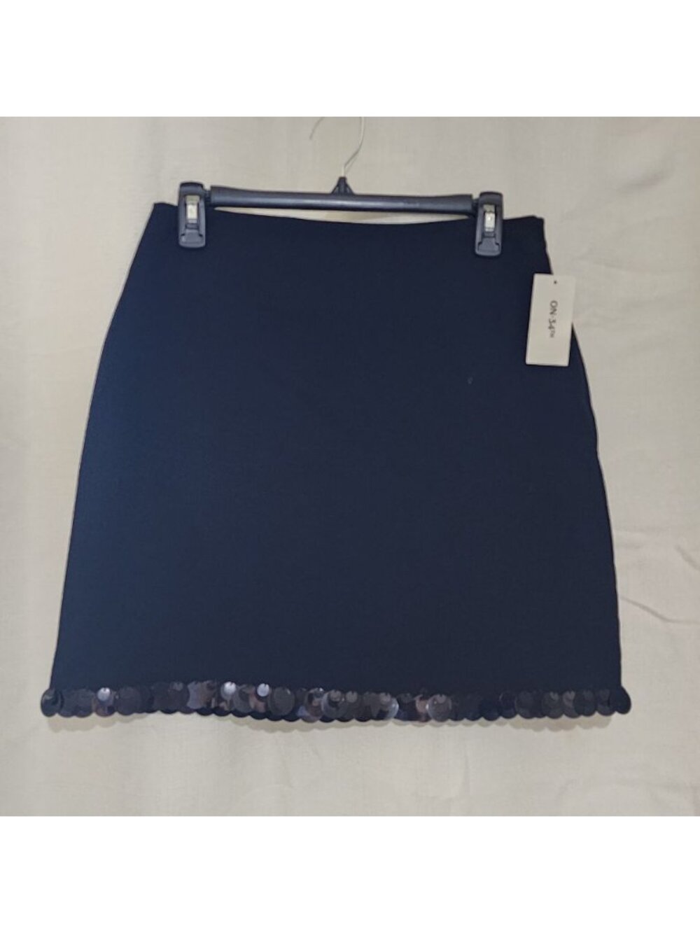 On 34th Women's Mini Skirt Paillette Hem Side Zipper Loned Black Size 6 NWT